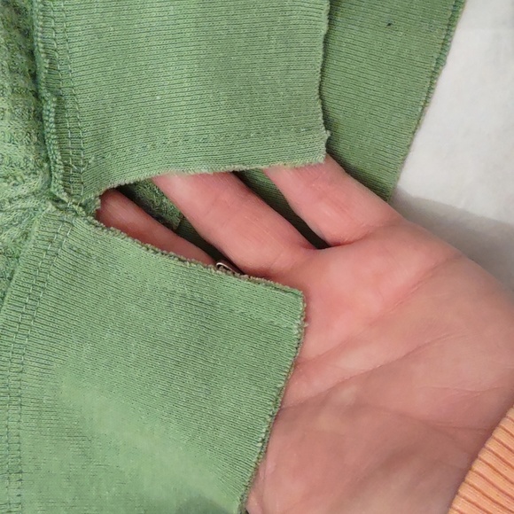 We the Free Free People Green Oversized Waffle Top size Small - Picture 2 of 6